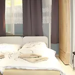 Amaya Motel 3*