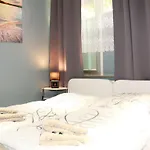 Amaya Motel 3*